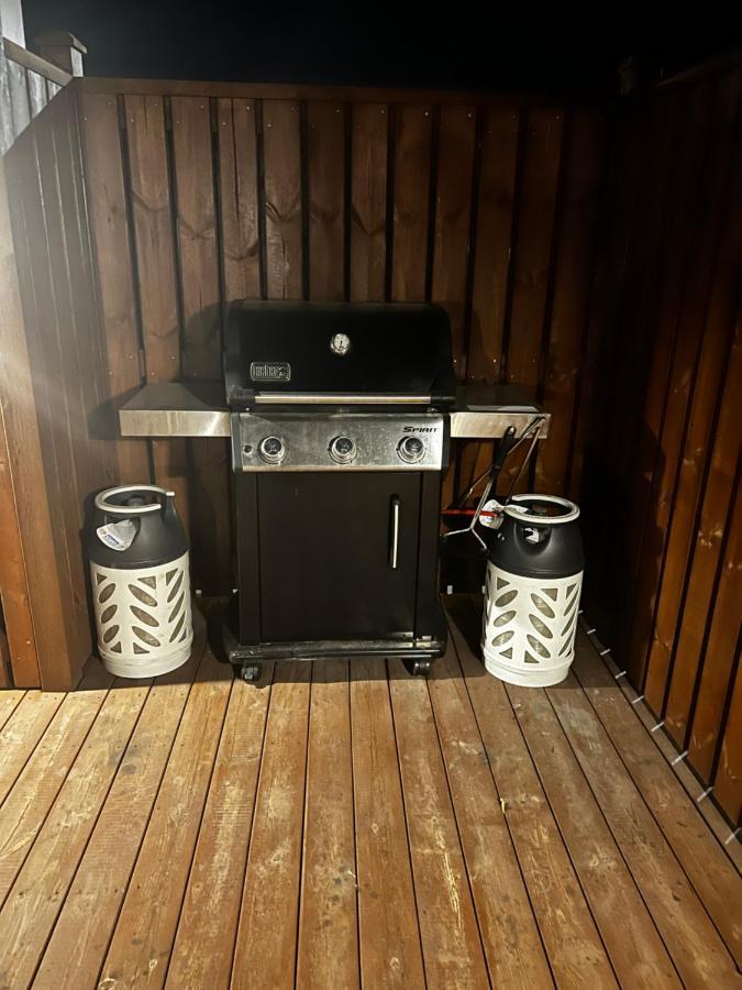 Tb Penthhouse Apartment Akureyri Bagian luar foto